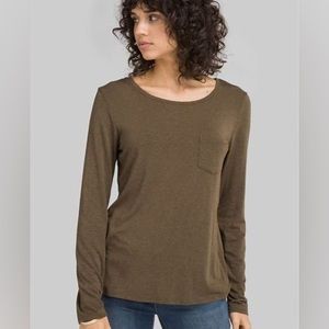 prAna Foundation Longsleeve Size SMALL - NEW WITH TAGS